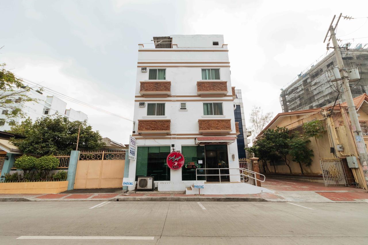 Reddoorz @ Up Village Quezon City Kültér fotó
